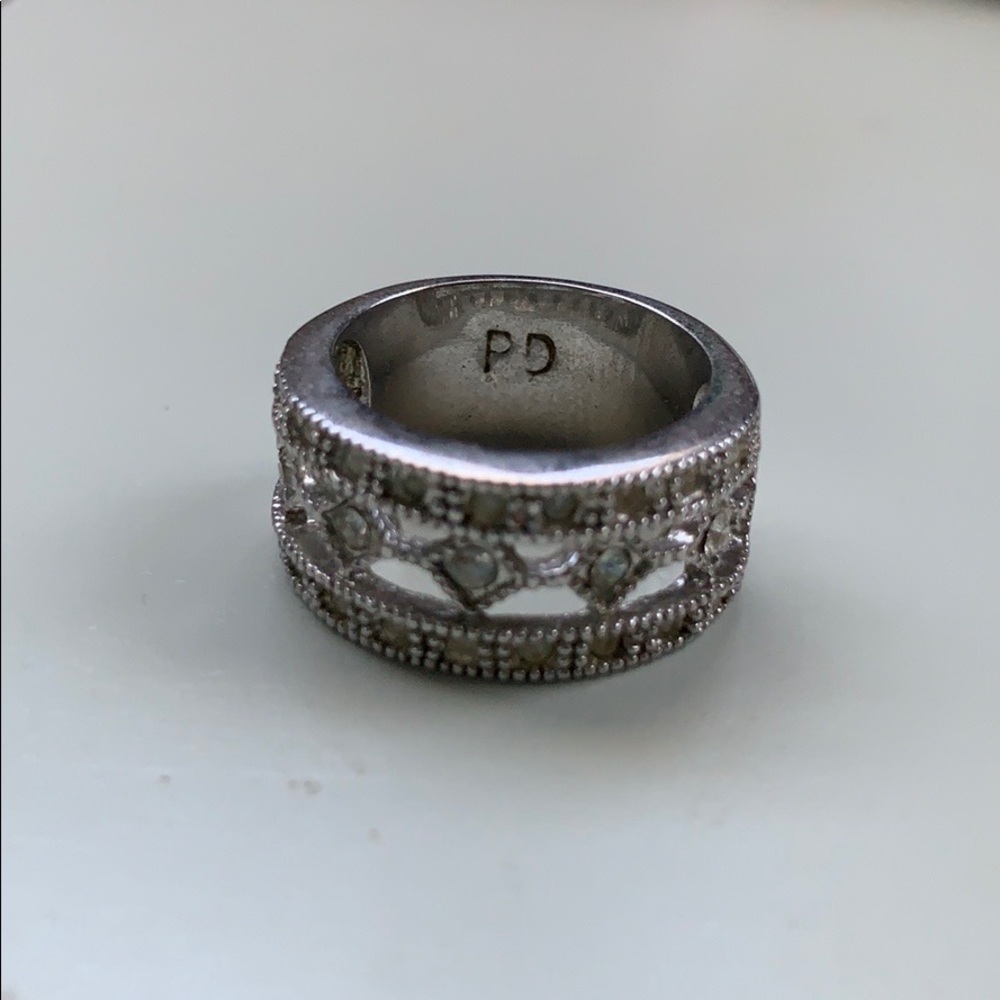 A silver ring